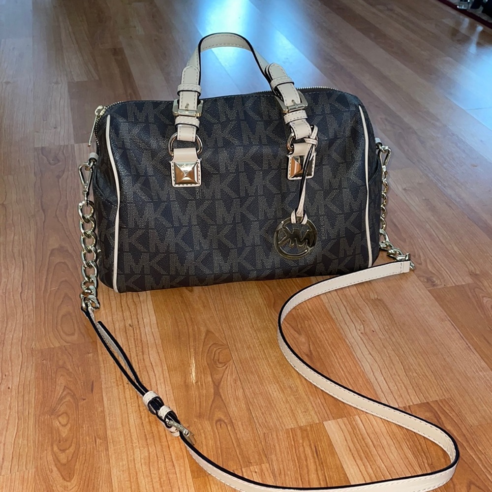 Michael Kors Shoulder Bag